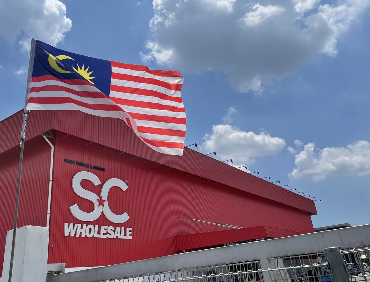 SC Wholesale warehouse building in Pandamaran, Klang